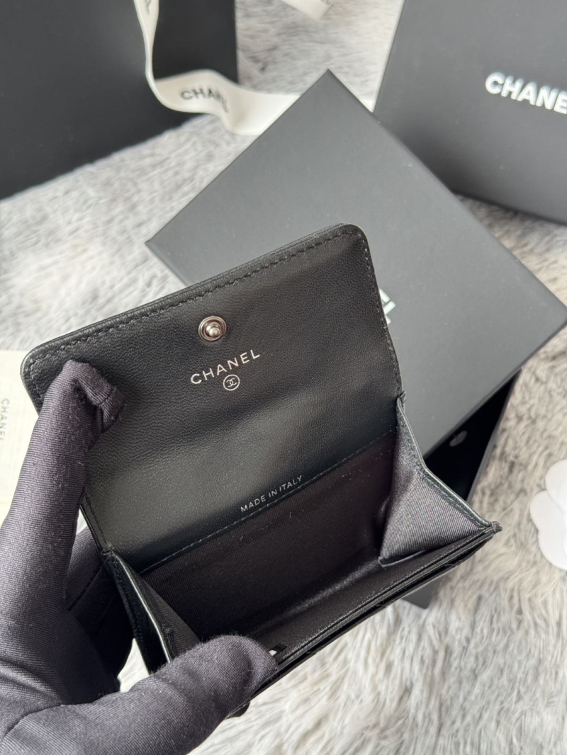 Ch**el